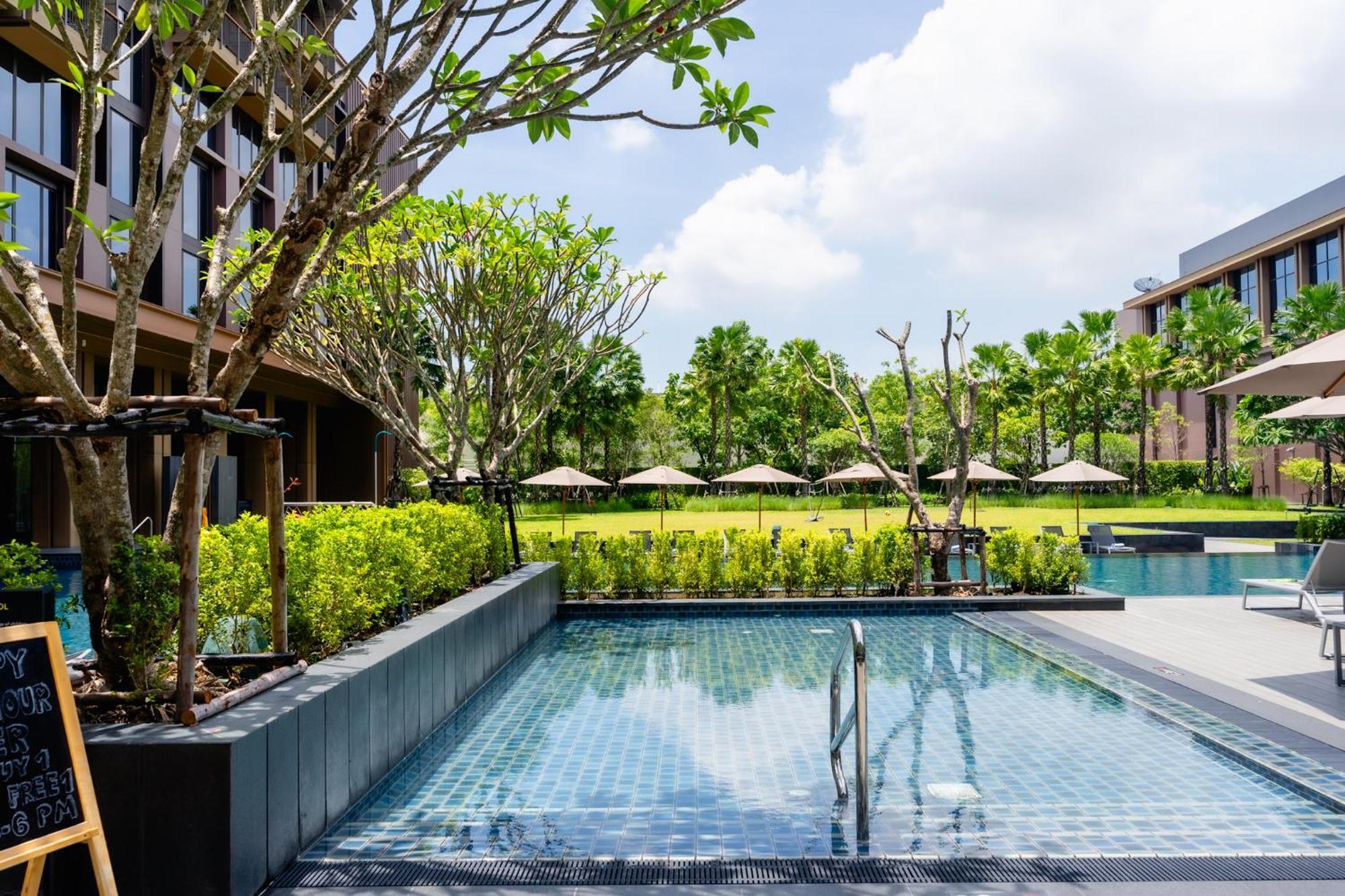 Courtyard By Marriott Bangkok Suvarnabhumi Airport 外观 照片