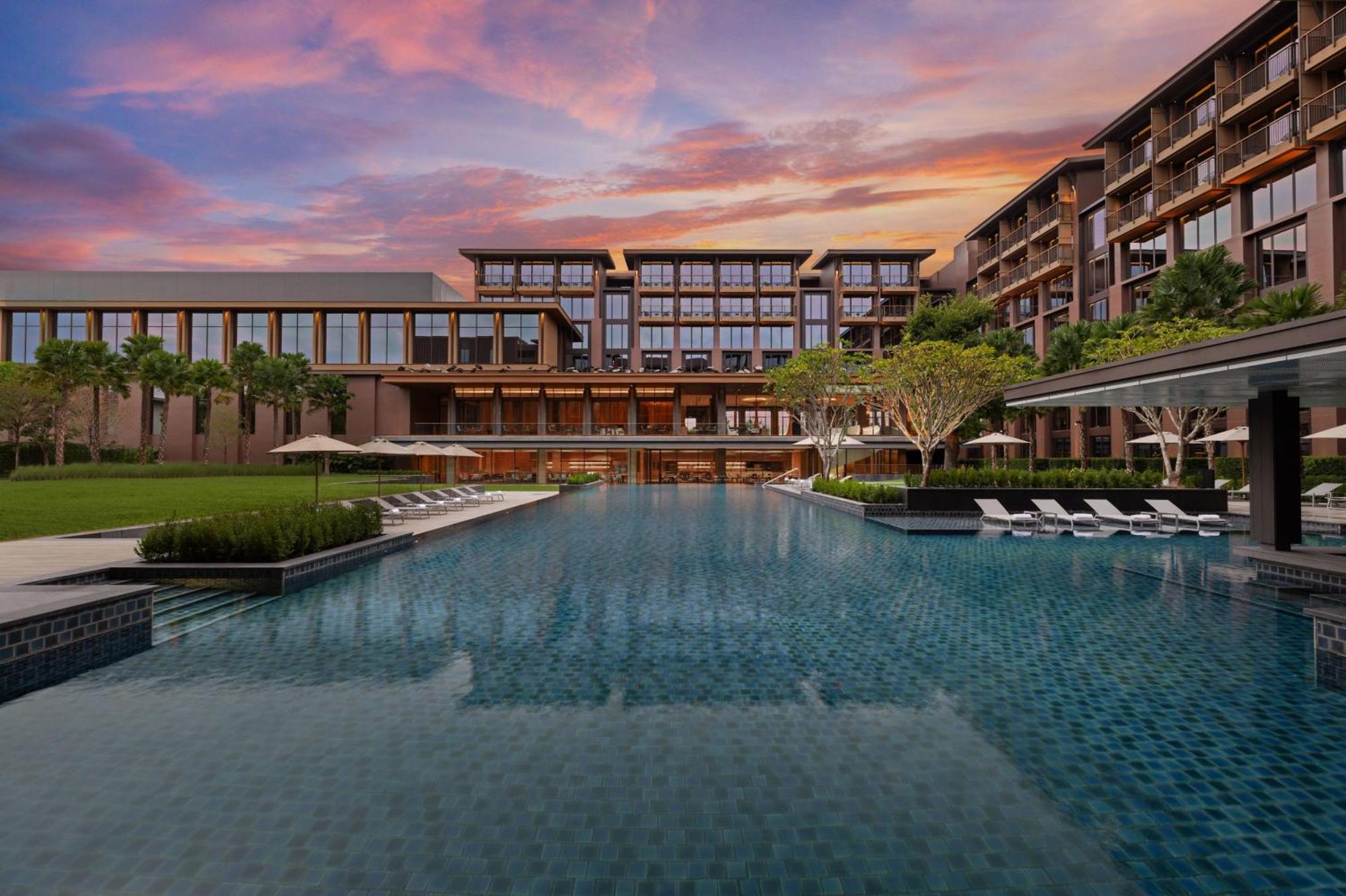 Courtyard By Marriott Bangkok Suvarnabhumi Airport 外观 照片