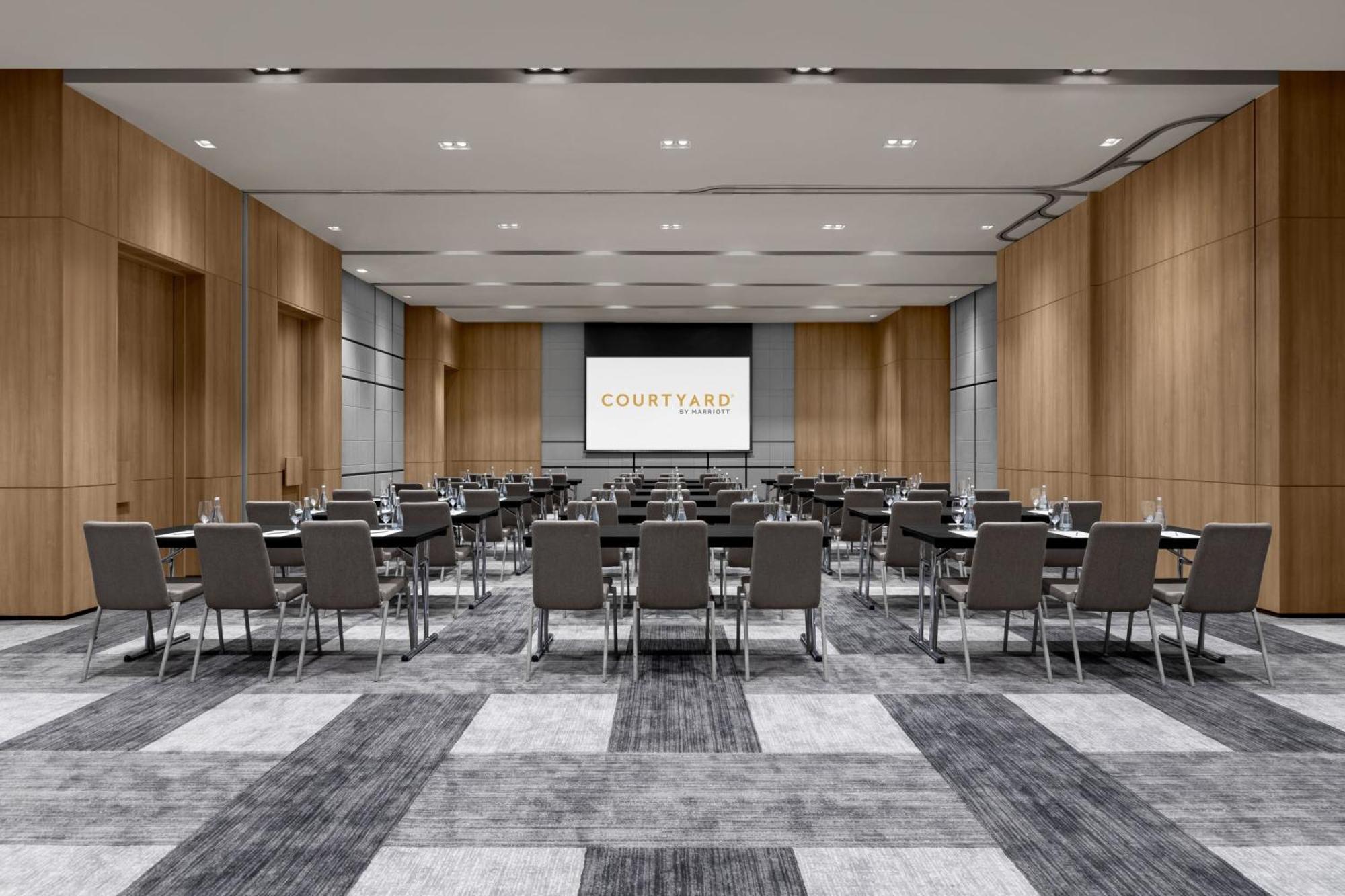 Courtyard By Marriott Bangkok Suvarnabhumi Airport 外观 照片